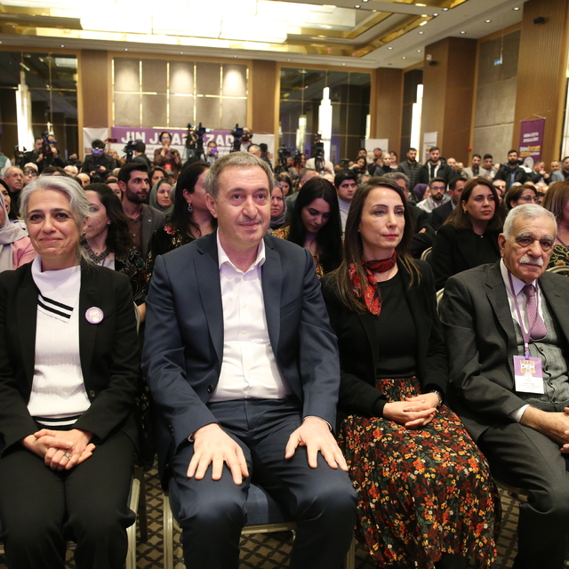 DEM Parti'nin, Diyarbakır'da bazı belediye başkan adayları tanıtıldı