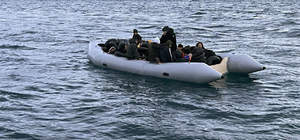 Çanakkale açıklarında 37 düzensiz göçmen kurtarıldı