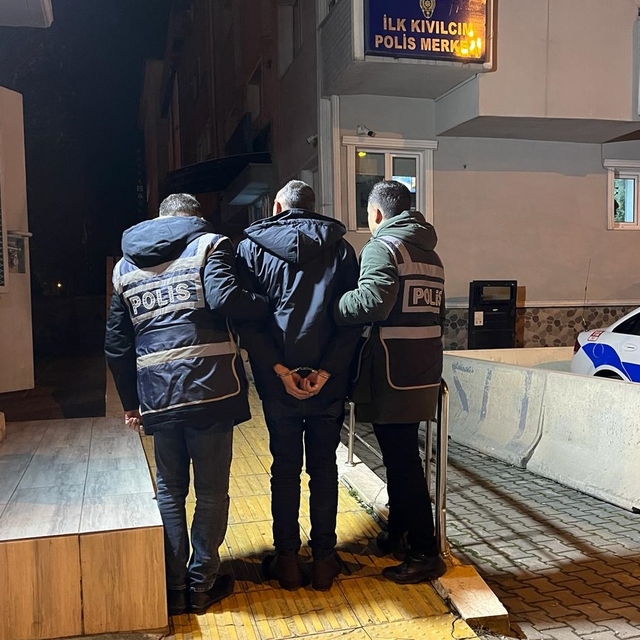 Samsun'da 42 yıl kesinleşmiş hapis cezasıyla aranan firari hükümlü yakaland...