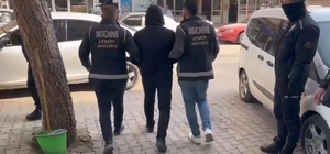 İzmir'de, yasa dışı silah ticaretine 5 gözaltı