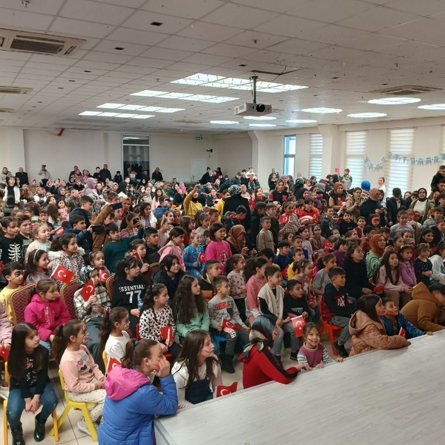 KAYMEK'in düzenlediği tatil şenliği ilçelerde sürüyor