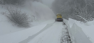 Kırklareli'nin yüksek kesimlerde kar kalınlığı 1 metreyi geçti