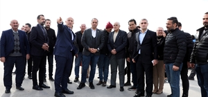 Akdeniz Belediye Başkanı Gültak, esnafa Çamlıbel Su Sporları Merkezi'ni anlattı