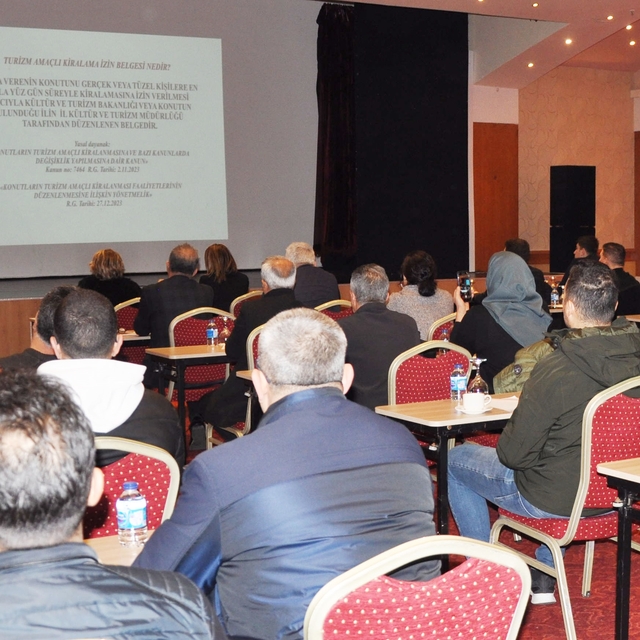 Antalya'da konutların turizm amaçlı kiralanmasına ilişkin yönetmelik hakkın...