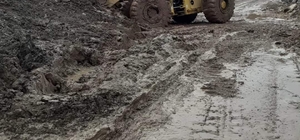 Kastamonu'da toprak kayması nedeniyle kapanan yol ulaşıma açıldı