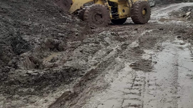 Kastamonu'da toprak kayması nedeniyle kapanan yol ulaşıma açıldı