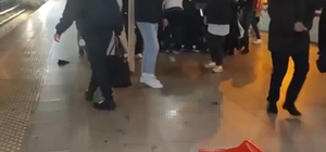 Metro istasyonunda bıçaklı kavga: 1 ölü, 1 yaralı