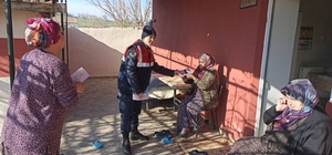 Süloğlu'nda jandarma ekipleri KADES'i tanıttı