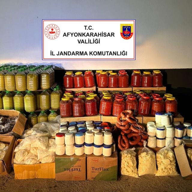 Afyonkarahisar'da sahte gıda ürünleri ele geçirildi