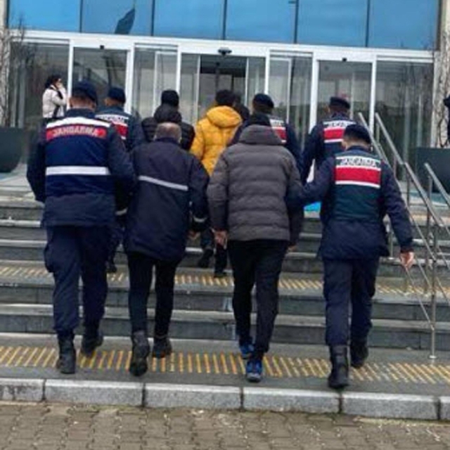Çanakkale'de uyuşturucu operasyonunda 2 tutuklama