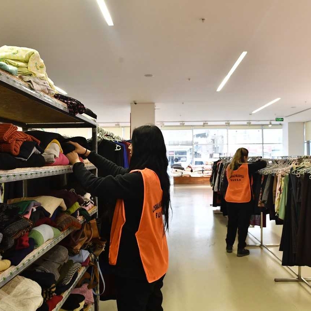 Osmangazi ilçesindeki Sevgi Mağazası ihtiyaç sahiplerine hizmet veriyor