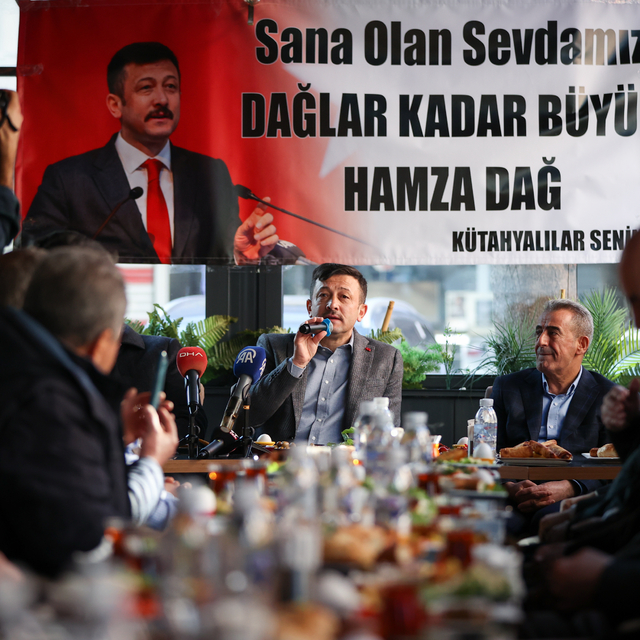 İzmir Büyükşehir Belediye Başkan adayı Dağ, hemşehri derneklerinin üyeleriy...