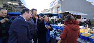 CHP Sakarya Büyükşehir Belediye Başkan adayı Azize Çeroğlu'ndan pazar ziyareti