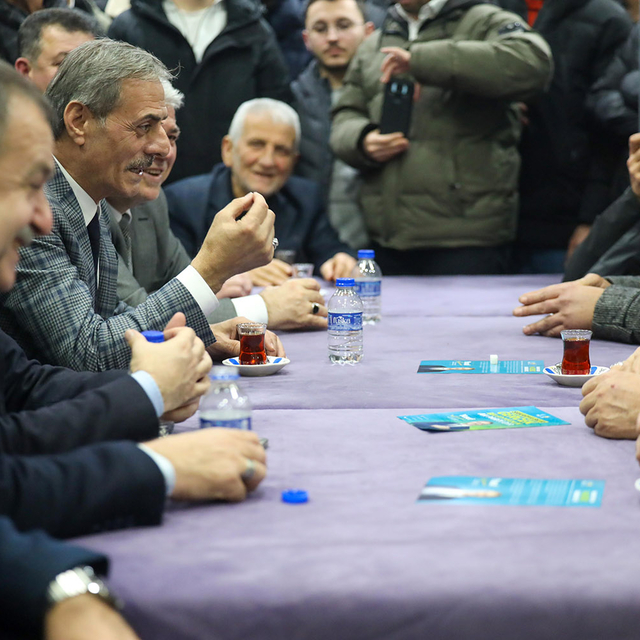 Sakarya Büyükşehir Belediye Başkan adayı Alemdar, vatandaşlarla buluştu