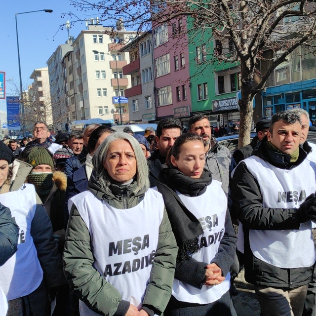 Kars'ta DEM Parti´nin 'Özgürlük Yürüyüşü' başladı