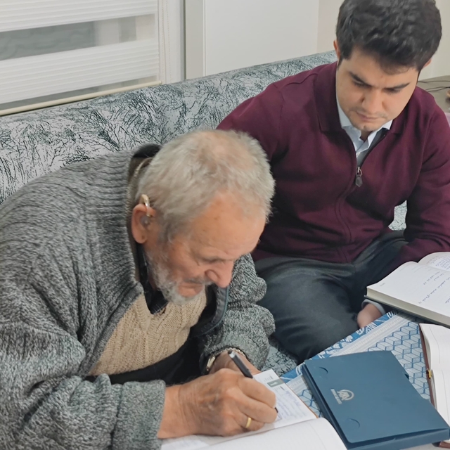 Oğuzlar Kaymakamı Turan'dan 71 yıldır günlük tutan Hastaoğlu'na ziyaret