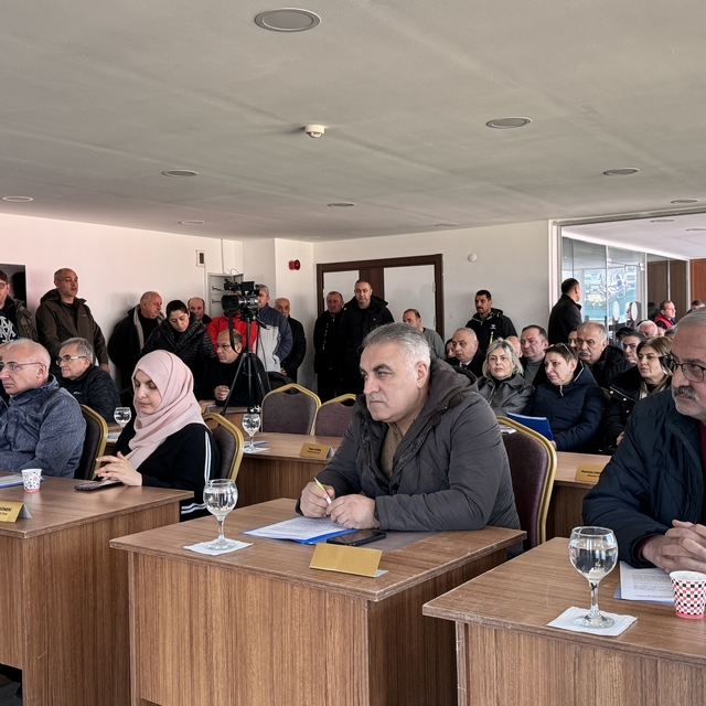 Artvin'de toplu taşıma ve öğrenci servis ücretlerine zam yapıldı