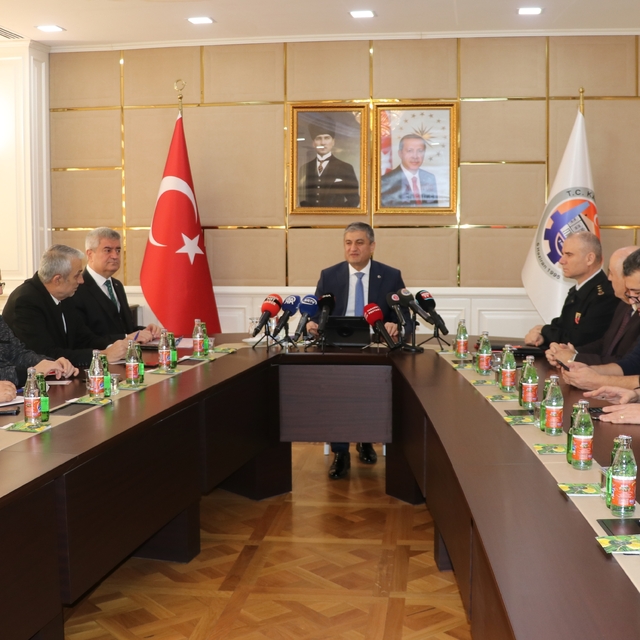 Karabük'te 2023'te 112'ye yapılan çağrıların yaklaşık yüzde 70'i asılsız çı...