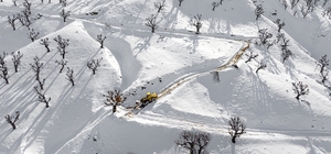 Sason´da 32 yerleşim yerinin yolu kardan kapandı