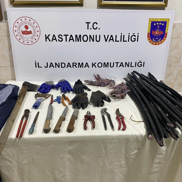 Kastamonu'da kablo hırsızlığından girdiği cezaevinden 2 ay önce tahliye ola...
