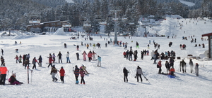 Sarıkamış Kayak Merkezi'nde yarıyıl tatili yoğunluğu