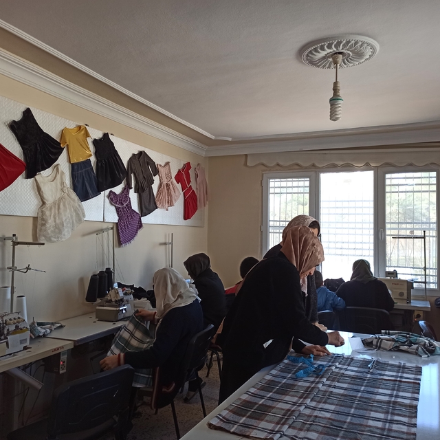 Suruç'ta Aile Destek Merkezleri'nde kadınlar meslek sahibi oluyor