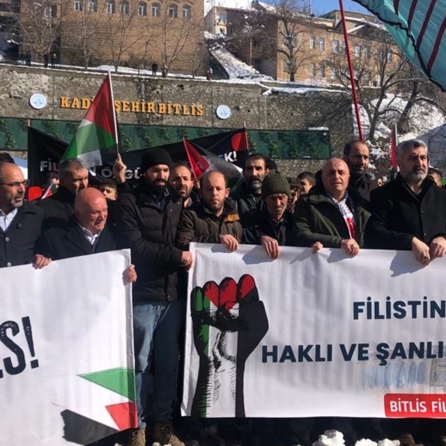 Bitlis'te İsrail'in Gazze'ye yönelik saldırıları protesto edildi