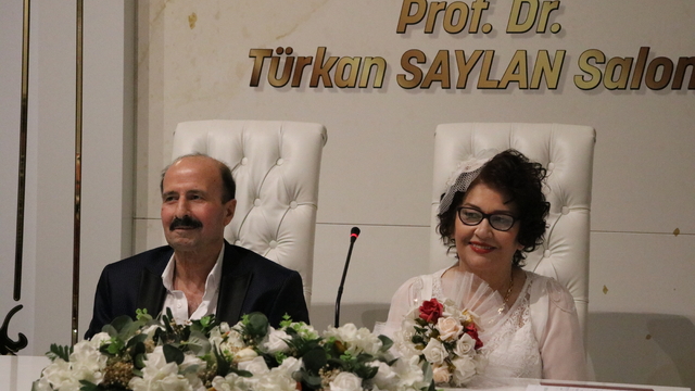 Kırklareli'nde huzurevinde tanışıp evlendiler