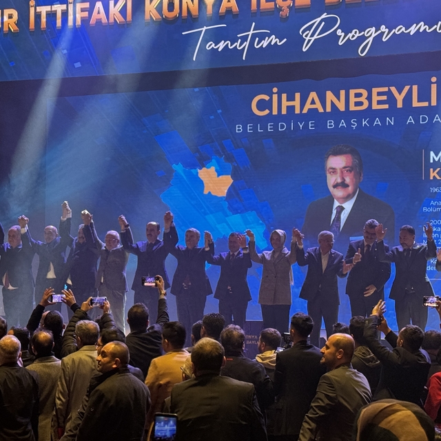 Konya'da Cumhur İttifakı'nın ilçe belediye başkan adayları tanıtıldı