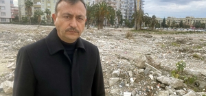 Depremde eşi ve 4 çocuğunu kaybetti: Enkazdan sadece aile fotoğrafım çıktı