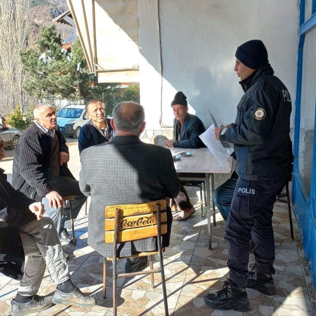 Oğuzlar'da vatandaşlar telefon dolandırıcılığına karşı uyarıldı