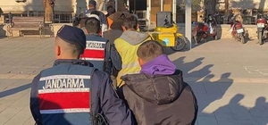 Alaşehir'de şantiyeden demir çaldıkları suçlamasıyla 6 kişi yakalandı