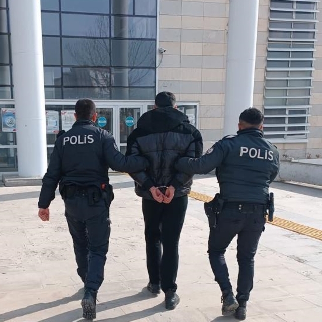 Elazığ'da 7 yıldır aranan cinayet hükümlüsü yakalandı