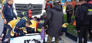 Manisa'da tırla çarpışan motosikletin sürücüsü öldü