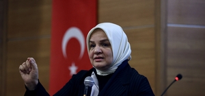 AK Parti Genel Merkez Kadın Kolları Başkanı Keşir "Mahalle Başkanları Buluşması"nda konuştu: