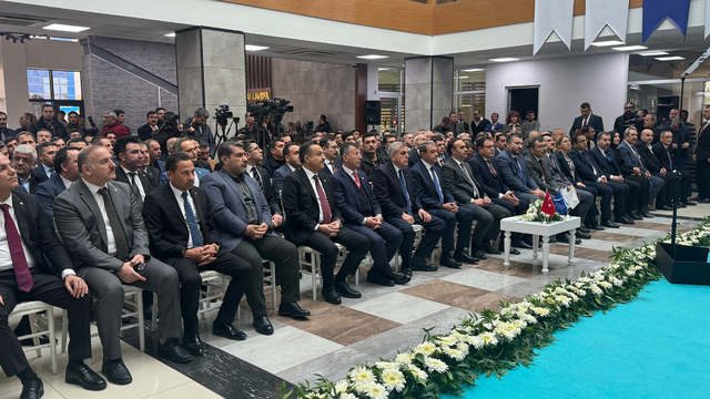 Sanayi ve Teknoloji Bakanı Kacır, Şanlıurfa'da Gıda Araştırma ve Analiz Merkezinin açılışına katıldı: