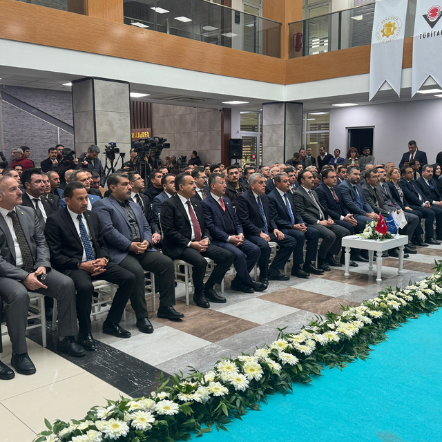 Sanayi ve Teknoloji Bakanı Kacır, Şanlıurfa'da Gıda Araştırma ve Analiz Mer...