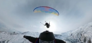 Ergan Dağı'nda 'yarasa adam uçuşu' nefes kesti