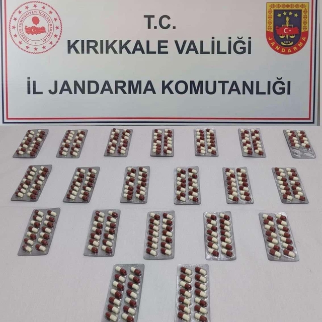 Kırıkkale'de yolcu otobüsünde 276 sentetik uyuşturucu hapla yakalanan şüphe...