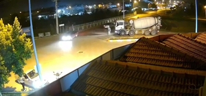 Beton mikserinin çarptığı Ecenur, ağır yaralandı; o anlar kamerada