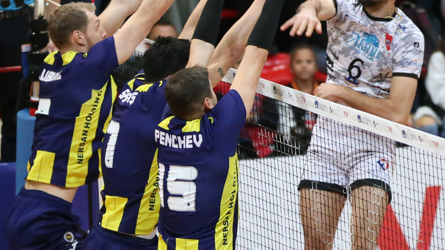 Voleybol: AXA Sigorta Efeler Ligi