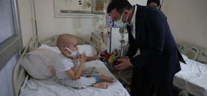 İzmir Büyükşehir Belediye Başkan adayı Dağ, çiçek festivaline katıldı, hast...