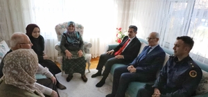 Kırklareli Valisi Ekici, şehit ailesini ziyaret etti