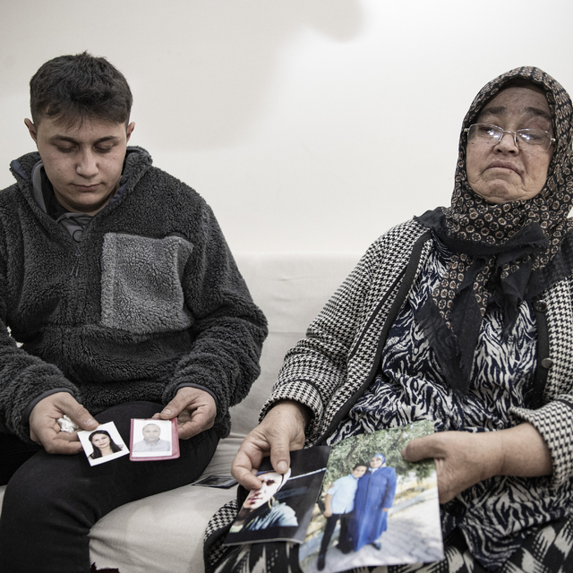 6 ŞUBAT DEPREMLERİNİN BİRİNCİ YILI - Depremde 60'tan fazla yakınlarını kayb...