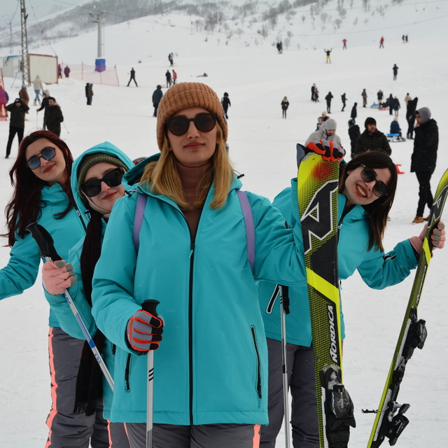 Bitlis'teki kayak merkezi yarıyıl tatilinde binlerce kişiyi ağırladı