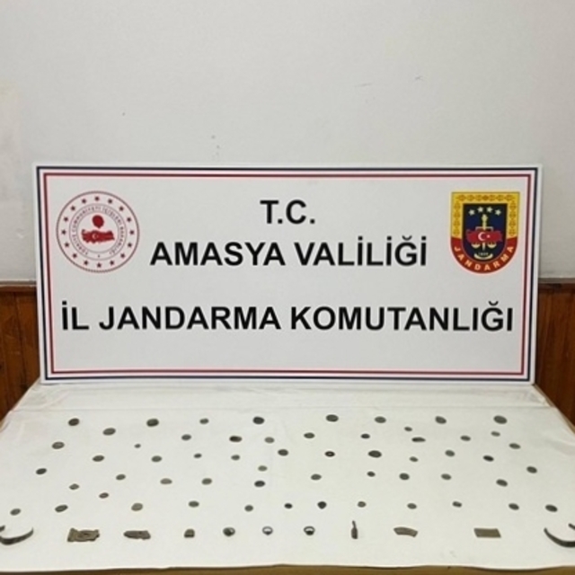 Amasya'da 68 parça tarihi eserin ele geçirildiği operasyonda 1 şüpheli yaka...