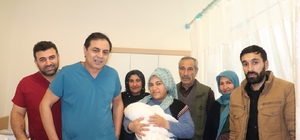 Şanlıurfalı çift 13 yıl sonra çocuk sahibi oldu