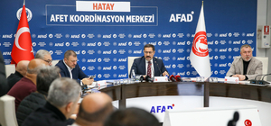 Medya mensupları, depremden etkilenen Hatay'daki çalışmalarla ilgili bilgil...