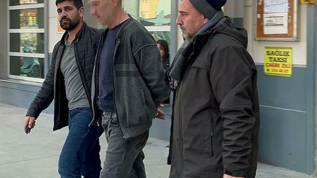 Eski sevgilisinin nişanlısını tabancayla öldürdü