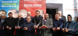 Eskişehir Büyükşehir Belediye Başkan adayı Hatipoğlu, Seyitgazi'yi ziyaret etti